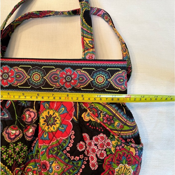 VERA BRADLEY quilted shoulder bag. Jewel tone colors.  EXCELLENT new condition. - Picture 9 of 13